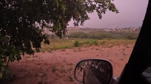 Nordeste inundado e de quebra encontramos outro carro roubado