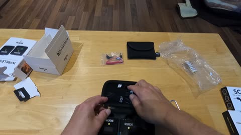 Unboxing the Rode wireless Go