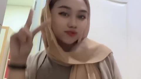 Tik Tok hijab dance