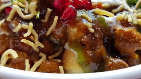 Chole Samosa Chaat Recipe _ How To Make Chole Samosa Chaat