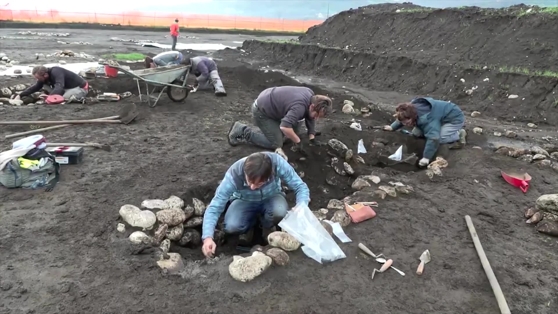 Archeologists unearth pre-Roman burial site in Italy