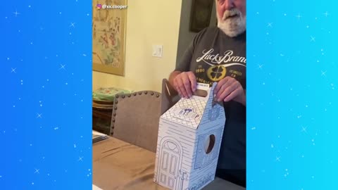 Daughter gives her dad the gift of a Build-A-Bear with late wife's recording inside (1)