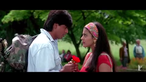 #Bollywood#indianMovie#romentic#scene#srk#SRK#DILwaleDulhaniyaLeJayenge#