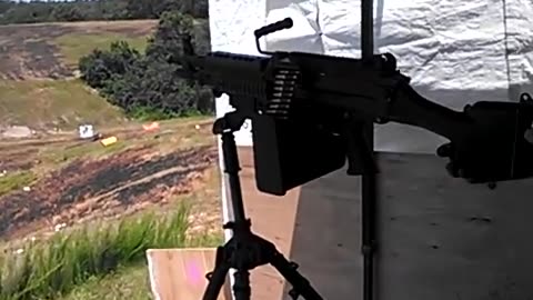 Shooting a Custom M249 SAW