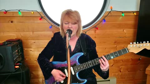 Shame On The Moon- Bob Seger cover by Cari Dell female lead guitarist