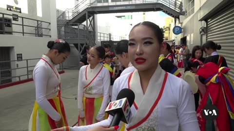 Dance Group Brings Korean Culture to Hollywood Christmas Parade