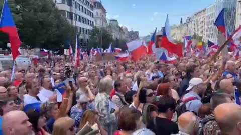 70,000 Czechs Take to the Streets in Protest Against Out-of-Control Energy Costs