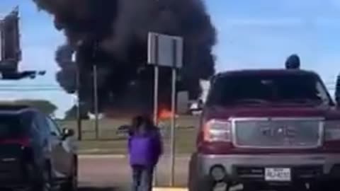 Airplane crash at airshow 🛩️