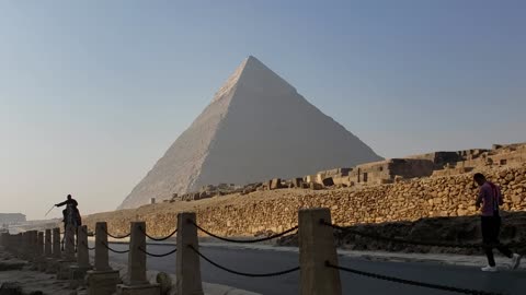 The pyramids of Giza, one of the Seven Wonders of the World in Egypt