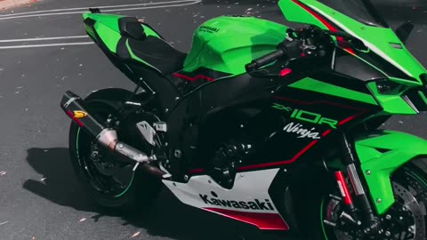 Kawasaki Ninja zx10r bike status video #zx10 #ninjazx10r#10r#ninja#kawasaki