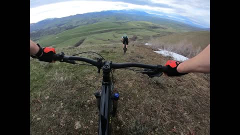 Off-Trail Mountain Biking 1,000 vertical feet in 3.5 minutes