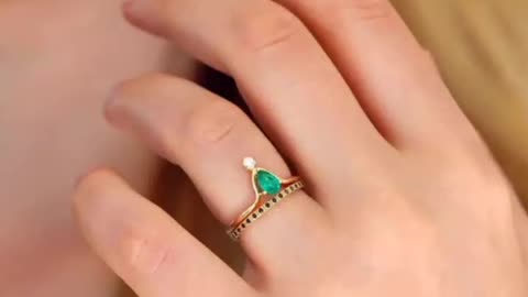 Latest gold green stone & Emerald rings design 2022- Rings design for girls