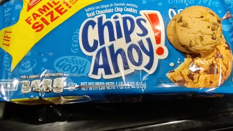 Eating Nabisco Family Size Chips Ahoy! Real Chocolate Chip Cookies, Dbn, MI, 10/18/23