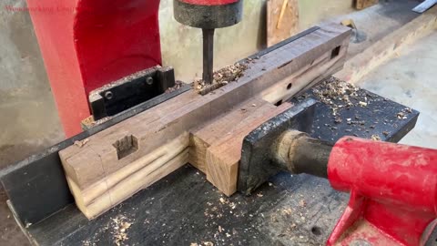 Build a Dining Chair Out of Old Train Sleepers: Recycled Old Wood from a Shipwreck