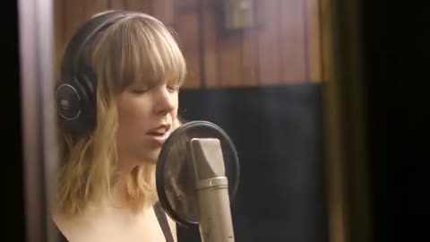 Sweet Dreams + White Stripes Mashup | Pomplamoose ft. Sarah Dugas