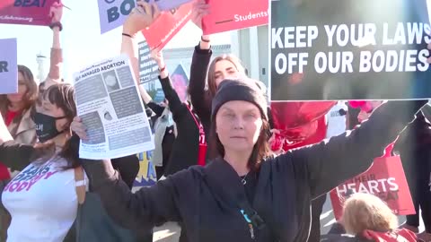 Abortion protesters gather outside Supreme Court