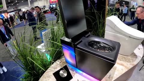 $10,000 toilet makes a splash at CES