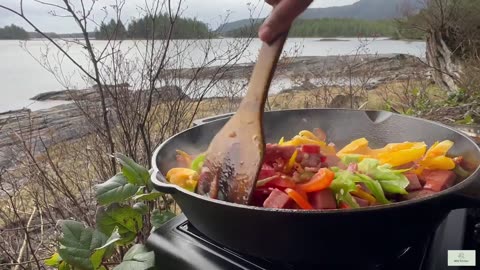 Sausage and Crispy Bacon Breakfast Cooked in Nature;🥘🔥🔥 Wilderness Cooking #naturecooking