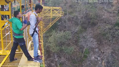 Funny India Bungee Jump