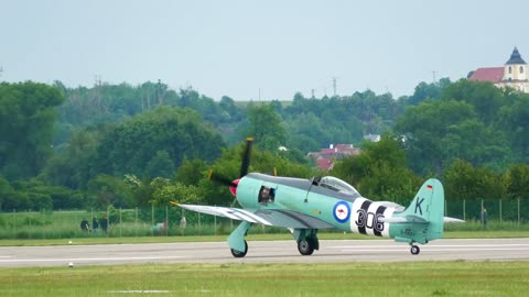 Hawker Sea Fury _ Pardubice Airshow 2022 _ 4K