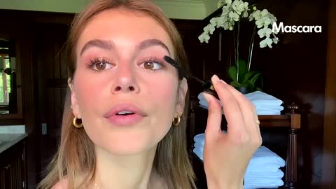 Kaia Gerber’s Guide to Face Sculpting and Sun-Kissed Makeup _ Beauty Secrets