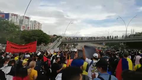 Protesta hacia Provenza desde San Pío