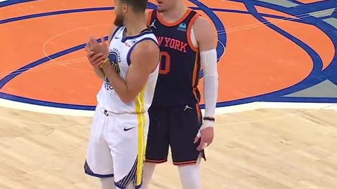 Donte DiVincenzo doesn't appreciate Stephen Curry's hot start at MSG! | Warriors vs. Knicks