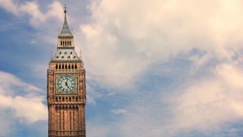 Travel Around The World: London (The Big Ben Clock Tower)