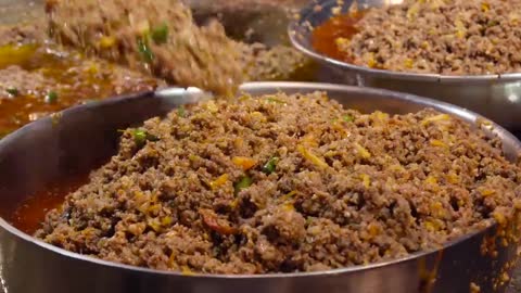 Pakistan Street Food at Night!! Vegans Won’t Survive Here-3