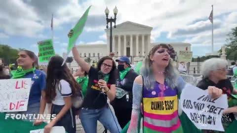 Pro-Choice Protesters Burst Into Tears as SCOTUS OVERTURNS Roe V. Wade