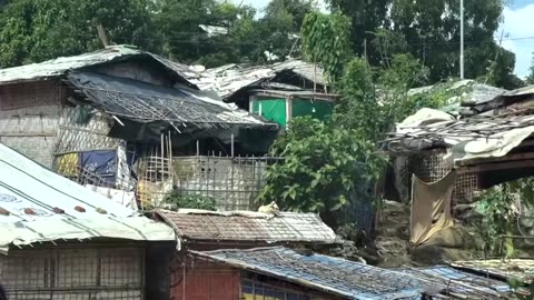 Wounded and grieving, Rohingya flee deadly attacks in Myanmar | REUTERS