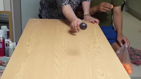 Grandma wins pingpong challenge