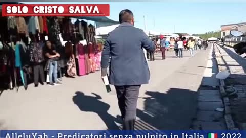 EVANGELIZZANDO AL MERCATO SOLTANTO LA SANTIFICAZIONE DAL CIELO DELLO SPIRITO SANTO DI DIO PADRE TRAMITE GESù PER MEZZO DELLA FEDE IN DIO PUò FARTI UNA PERSONA NUOVA IN GESù..SENZA NESSUNO PUò VEDERE IL SIGNORE