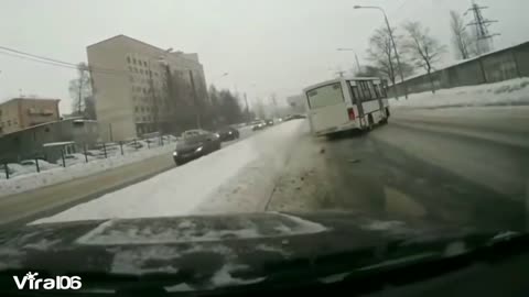 Dash cam in Russia! Public transport crashes