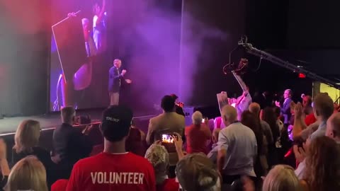 Mother of Ashli Babbitt Receives STANDING OVATION at Trump’s “Rally