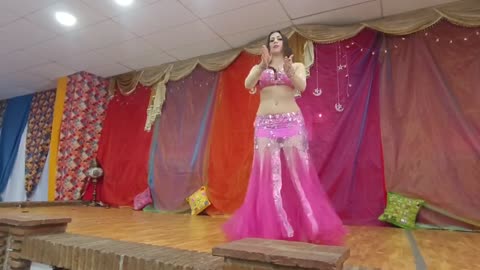 Oriental- Professional- Bellydancer