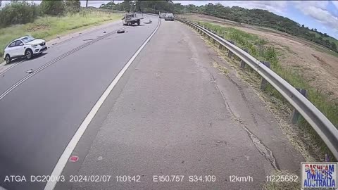 Driver falls asleep at wheel - Menangle Park NSW