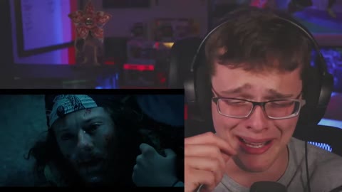 EDDIE'S DEATH REACTION! - Stranger Things 4 Volume 2