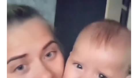 Cute baby reaction ❤️❤️