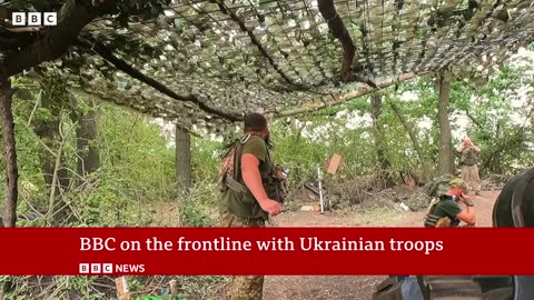 Ukraine's vital eastern town Pokrovsk in Russian sights | BBC News