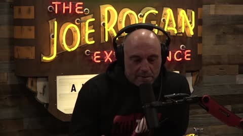 Joe Rogan reacts to Elon Musk buying Twitter