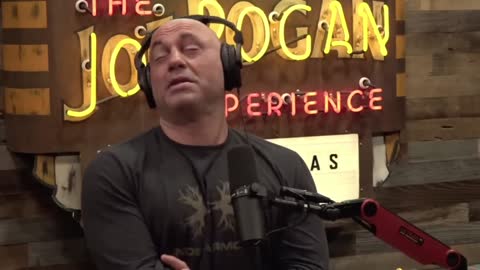 Joe Rogan: Bill Gates Donates $319 Million To Media?! "Starved For Revenue They'll Bend To Anybody