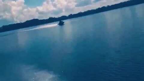 This is an old video of me and my dad on our old Jetski's!