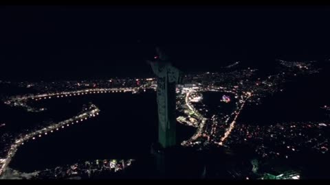 Taylor Swift recebe homenagem no Cristo Redentor e em outro ponto turístico do Rio