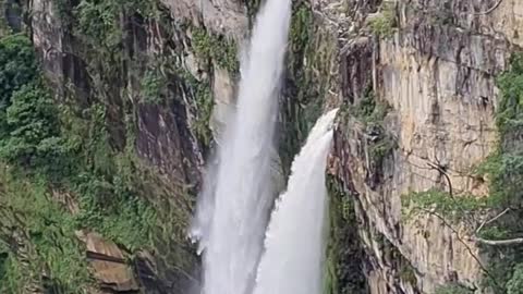 Parque Nacional Chapada dos Veadeiros 🌿 Trilha dos Saltos