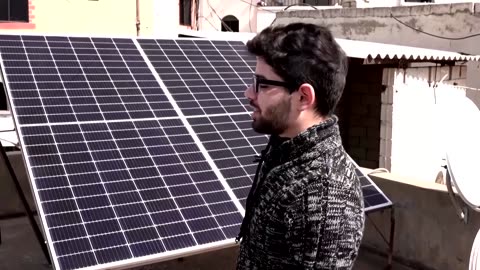 Lebanese man builds wind turbine from recycled waste