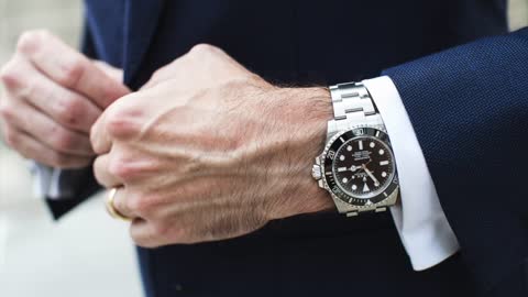 A Guide To Buying Your First Rolex!!