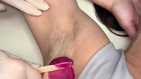 Watch How @esthetics.by_reagan Nails the Underarm Waxing Game with Sexy Smooth Tickled Pink Wax!