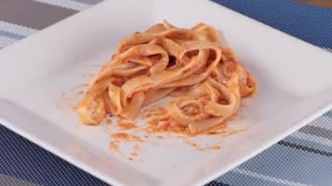 When I make pasta like this everyone asks me for the recipe! It's incredibly delicious!