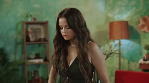 Rema , selena gomez - Calm Down (video song )